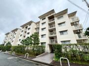 新檜尾台第4次住宅16-18号棟