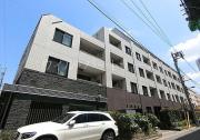 ＪＲ山手線新大久保駅まで徒歩9分