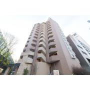 地下鉄鶴舞線丸の内駅まで徒歩2分