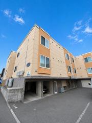 ＪＲ函館本線手稲駅までバス約9分 徒歩3分