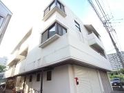 ＪＲ常磐線（各駅停車）新松戸駅まで徒歩6分