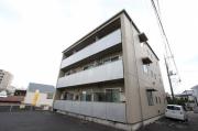 小田急小田原線伊勢原駅まで徒歩8分