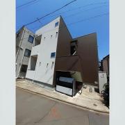 M′s story