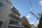広島電鉄宇品線広電本社前駅まで徒歩5分