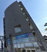 ＪＲ中央線西八王子駅までバス約15分 徒歩1分