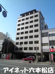 地下鉄七隈線六本松駅まで徒歩2分