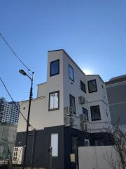 ＪＲ山手線新大久保駅まで徒歩10分