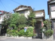 近鉄難波・奈良線大和西大寺駅までバス約4分 徒歩5分