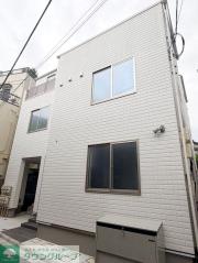 都営大江戸線中野坂上駅まで徒歩9分