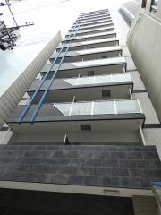 M COURT新町