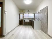 南海本線和泉大宮駅まで徒歩15分