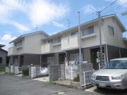 近鉄京都線高の原駅までバス約9分 徒歩5分