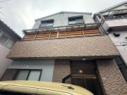 四條畷市2丁通町2-11 3階建