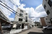地下鉄南北線南平岸駅まで徒歩8分