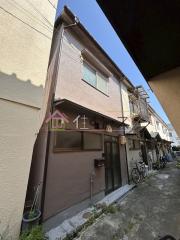 庭井借家