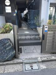 ＪＲ山手線新大久保駅まで徒歩4分