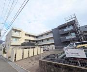 近鉄難波・奈良線瓢箪山駅まで徒歩3分