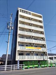 La Gran Tower イオメール