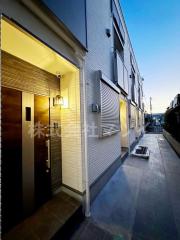 ZETA TERRACE
