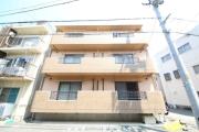 ファミール西町