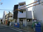 阪神本線鳴尾・武庫川女子大前駅まで徒歩8分