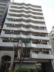 地下鉄七隈線渡辺通駅まで徒歩11分