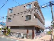 メゾンやまたつ
