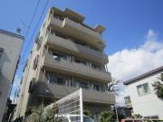 小田急小田原線鶴巻温泉駅まで徒歩5分