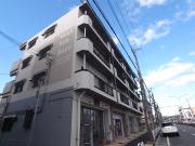 山陽電鉄本線山陽垂水駅までバス約8分 徒歩2分