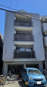 西鉄天神大牟田線西鉄平尾駅まで徒歩14分