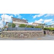 豊中市新千里北町1丁目住宅