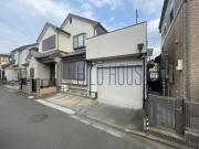 ガレージ付き今福戸建