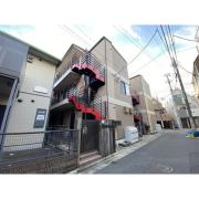 西武新宿線新井薬師前駅まで徒歩4分