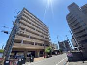 ロワイヤル市役所前