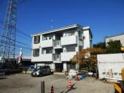 東武伊勢崎・大師線獨協大学前駅まで徒歩15分