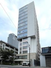 東京メトロ丸ノ内線新宿三丁目駅まで徒歩8分