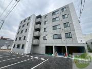 ＪＲ函館本線苗穂駅まで徒歩13分