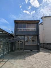 小矢部市島251貸家