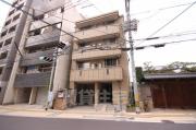 広島電鉄白島線縮景園前駅まで徒歩5分