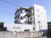 小田急小田原線鶴川駅まで徒歩11分