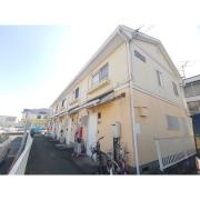 ファミール東新井