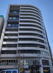 都営新宿線岩本町駅まで徒歩1分