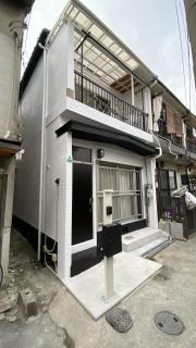 駅近新高戸建て