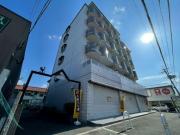 近鉄難波・奈良線八戸ノ里駅まで徒歩9分