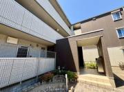 小田急小田原線百合ヶ丘駅まで徒歩3分