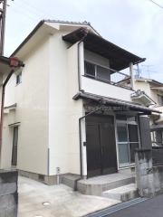 西神吉町岸貸家