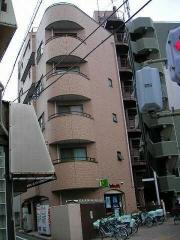 西武新宿線新井薬師前駅まで徒歩9分