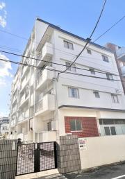 巣鴨ロイヤルコ-ポ