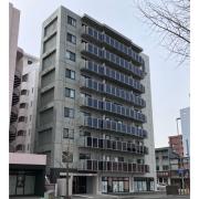 COM′S RESIDENCE 鳥居前
