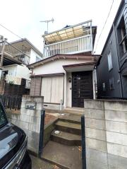 飯山満町2丁目貸家